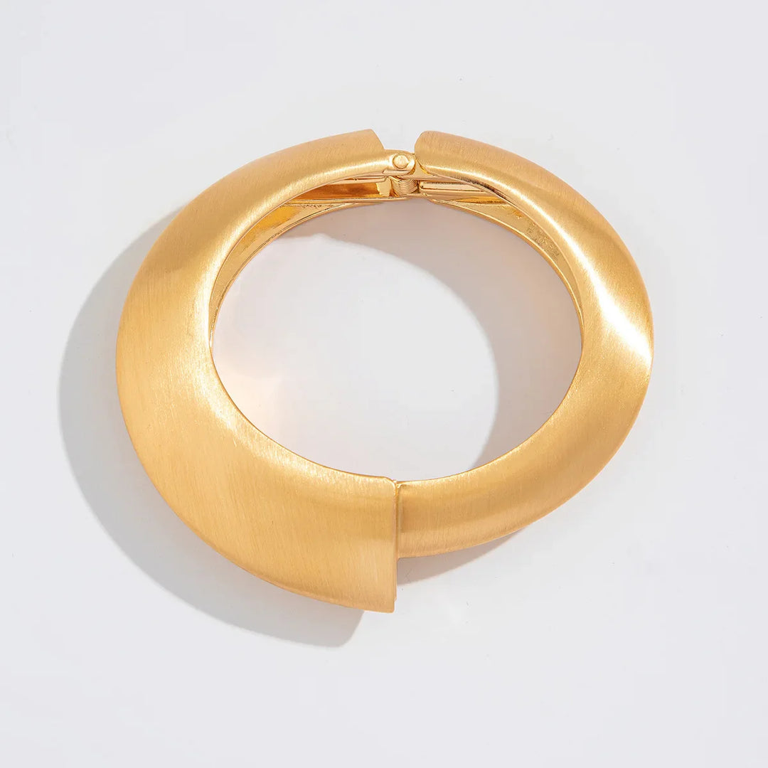 Elegantes Breites Damen Armreif Vintage Armband Gold