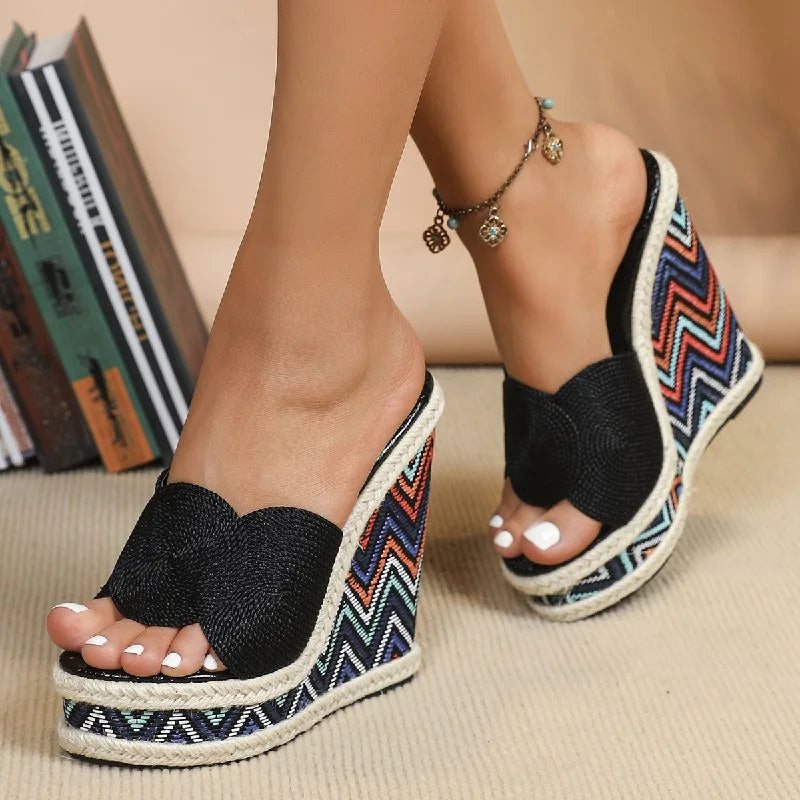 Geflochtene Damen Sandalette mit Absatz