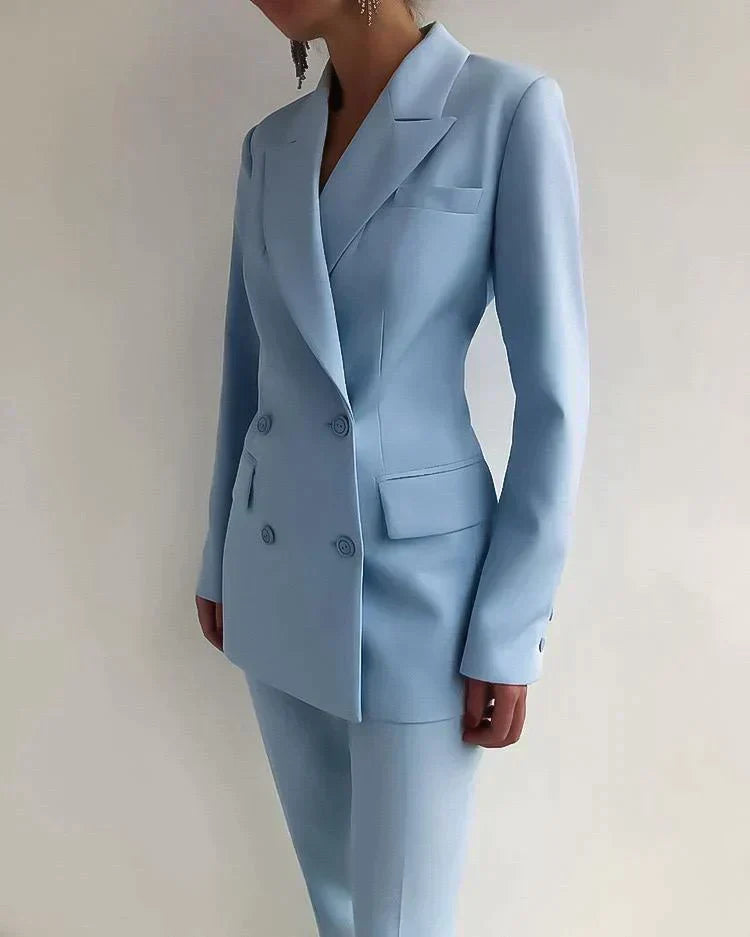 Eleganter Damen Hosenanzug mit Doppelreiher