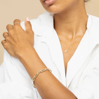 Personalisierte Damen Initialkette Gold 18k