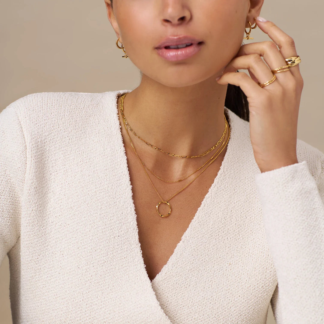 Dreireihige Damen Halskette mit Kreis Design Gold 18k
